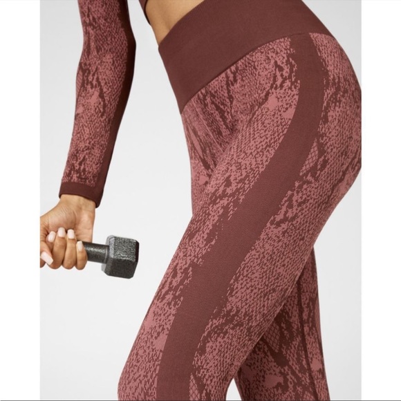 Fabletics Pink & Brown Snake Print Matching Workout Set, Size XS - Picture 3 of 13